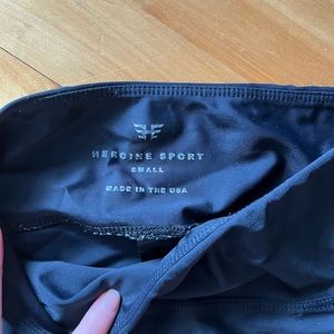 Heroine Sport shiny leggings